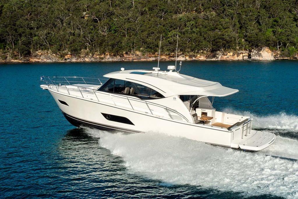 Sporty and adventurous – the Riviera 525 SUV © Riviera Australia